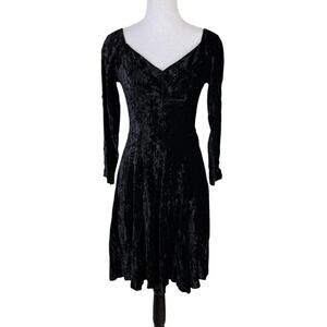 MODA INTL Vintage 90s Black Velvet Fit & Flare V-neck Long Sleeve Dress